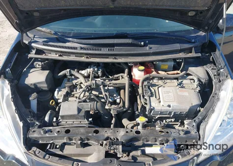 2012 Toyota Prius C Four from USA, damaged, VIN JTDKDTB3XC1012127